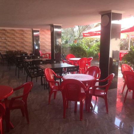 Twins Hotel Kobuleti Exterior photo